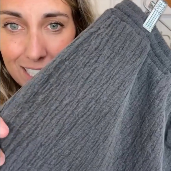 Neuflora Paxton Shorts | Size Medium - Picture 3 of 7